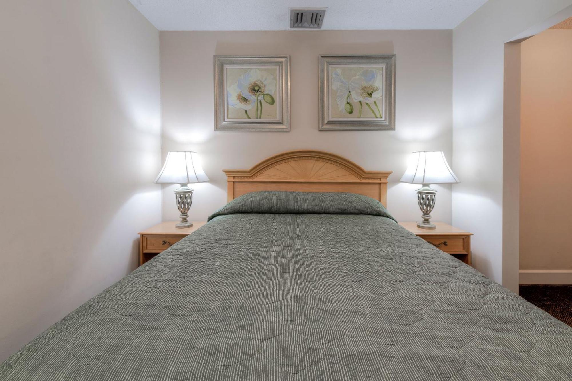 Kingfisher Inn Garden City Экстерьер фото